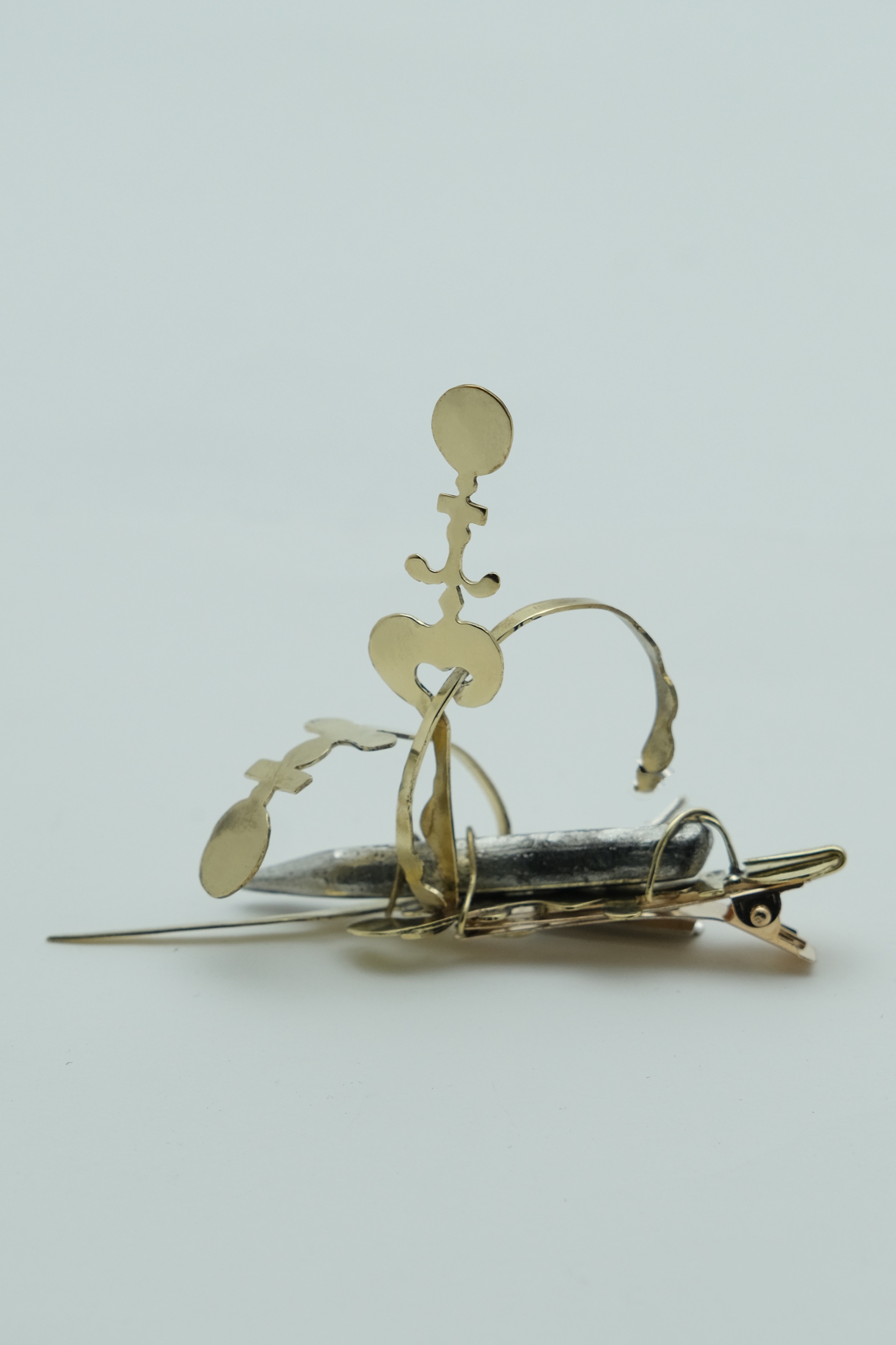 Hatpin diffusion piece