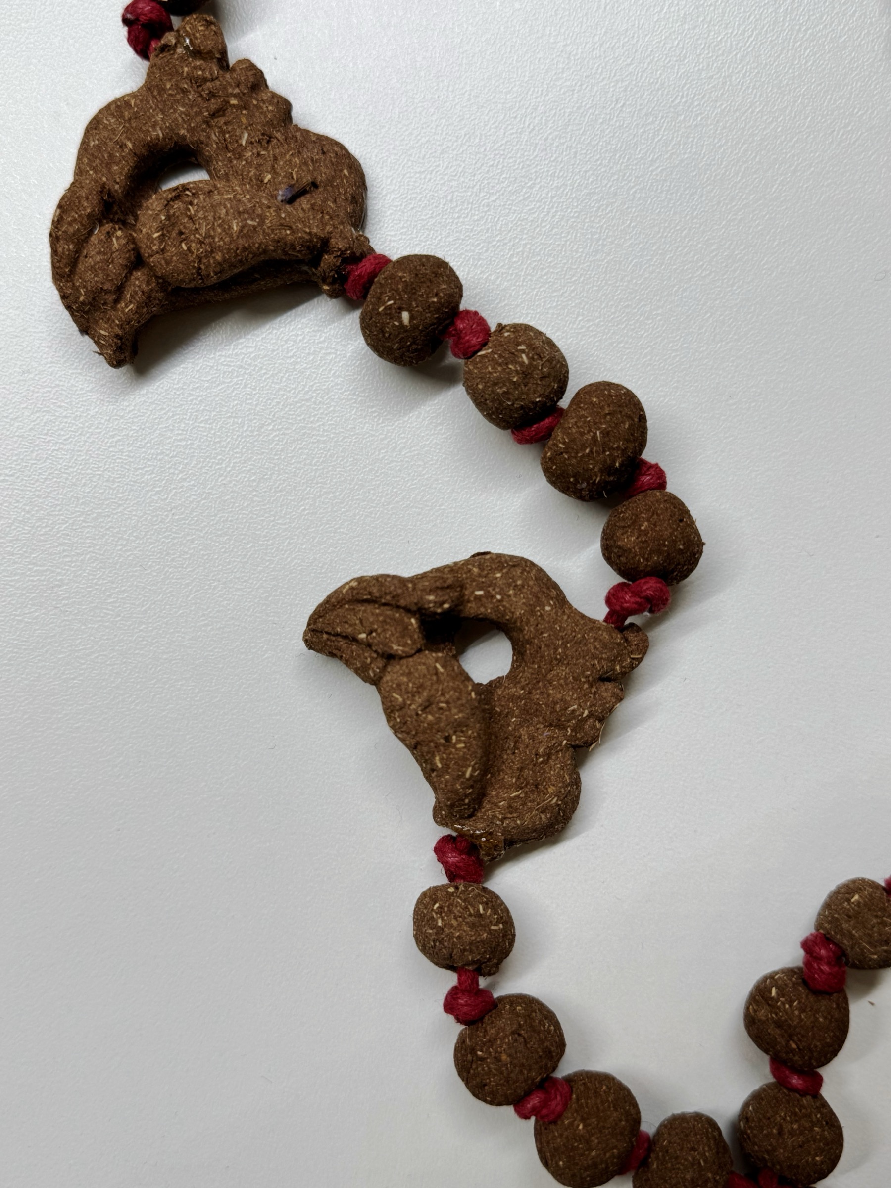 Dream Protection herbal beads detail